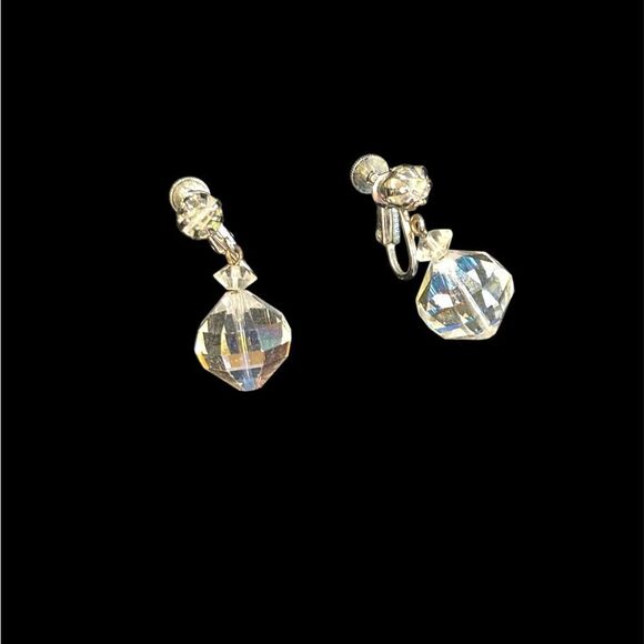 Vintage Screw Back Crystal Drop Earrings - Picture 1 of 4